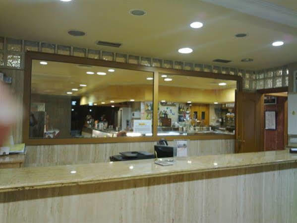 Hotel Juan Carlos Torrevieja Exterior photo