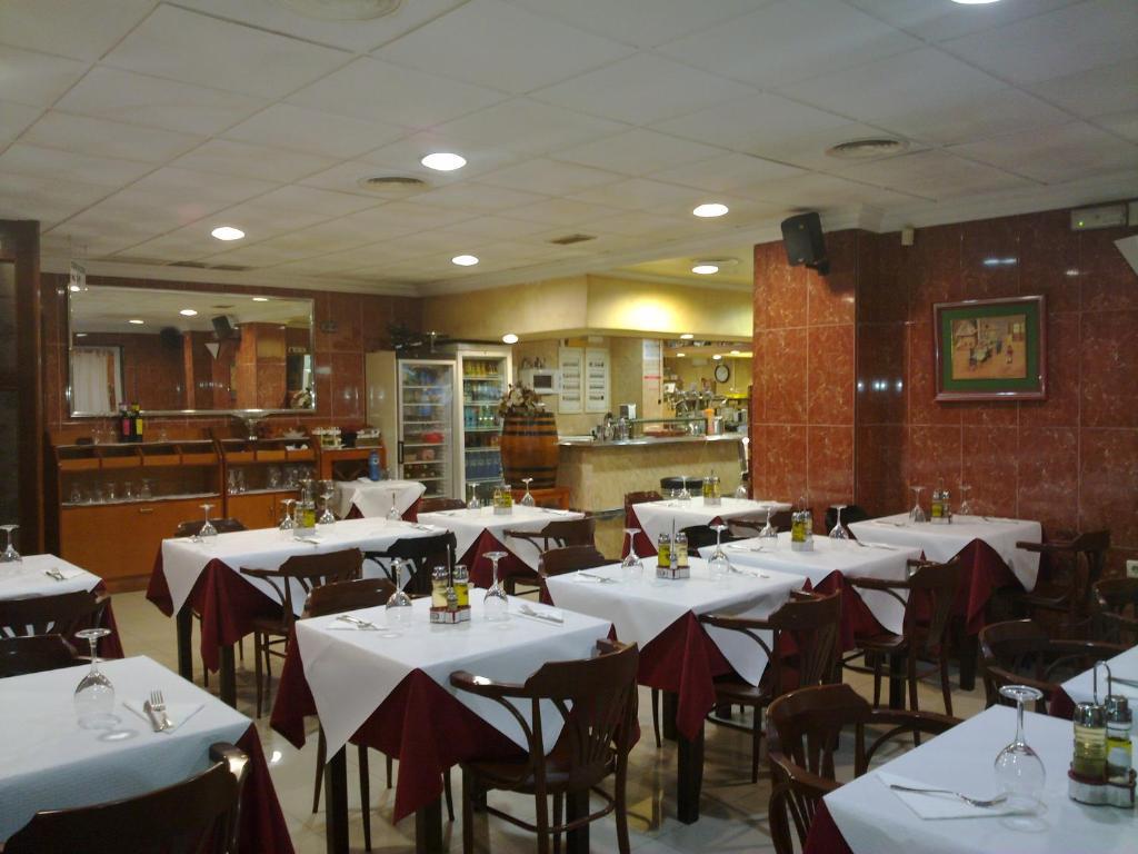 Hotel Juan Carlos Torrevieja Exterior photo