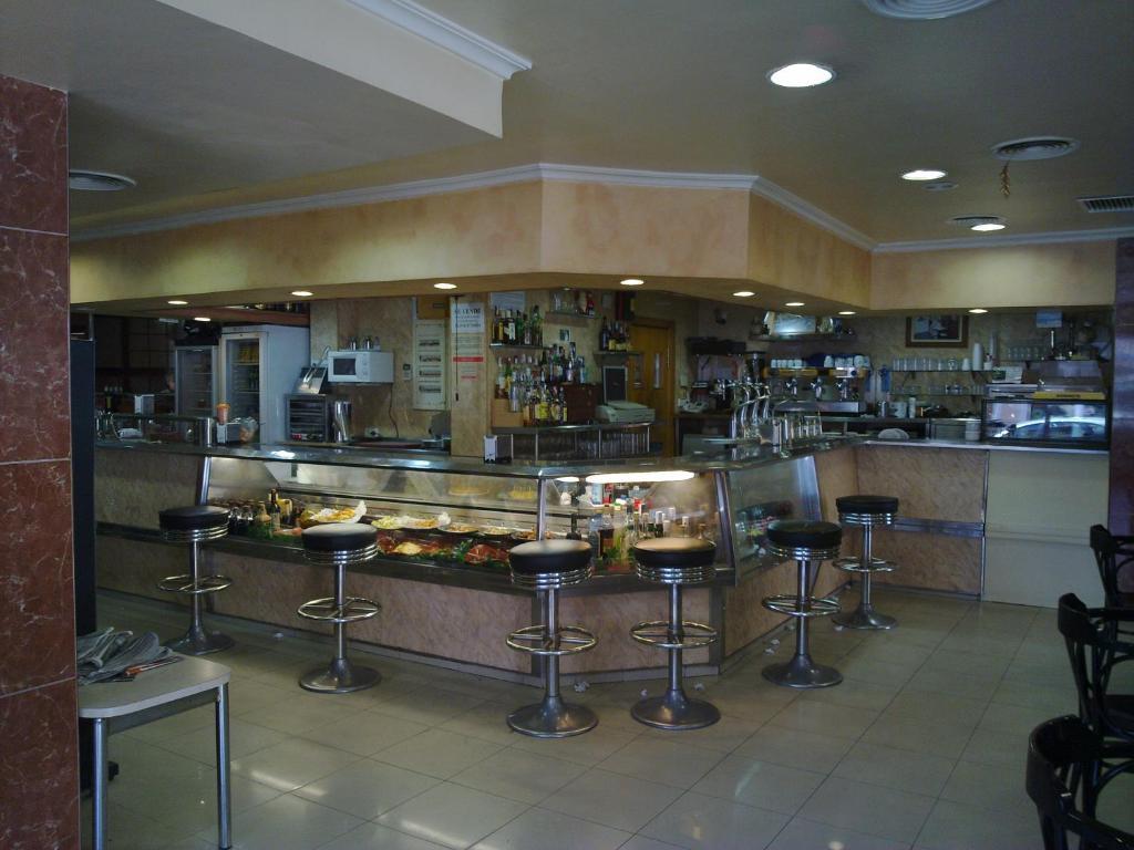 Hotel Juan Carlos Torrevieja Exterior photo